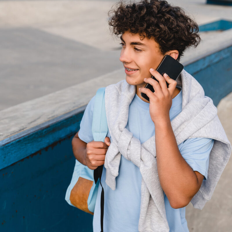 primer móvil para niños con control parental